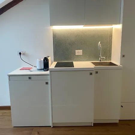 Mansarda Sacchi דירה *